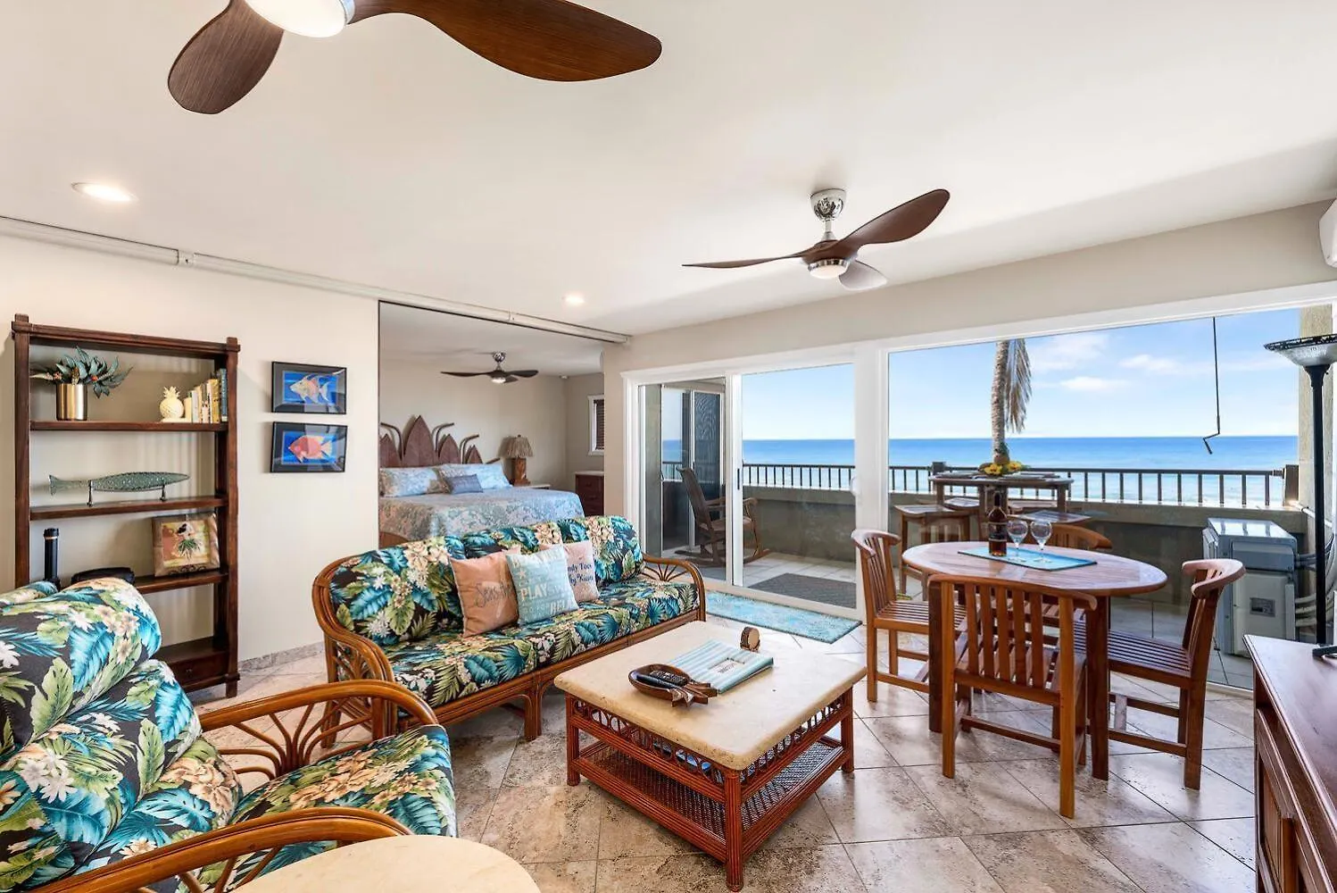 Villa Banyan Tree 301: Oceanfront 2/2 Remodeled With Ac Kailua-Kona Ferienhaus