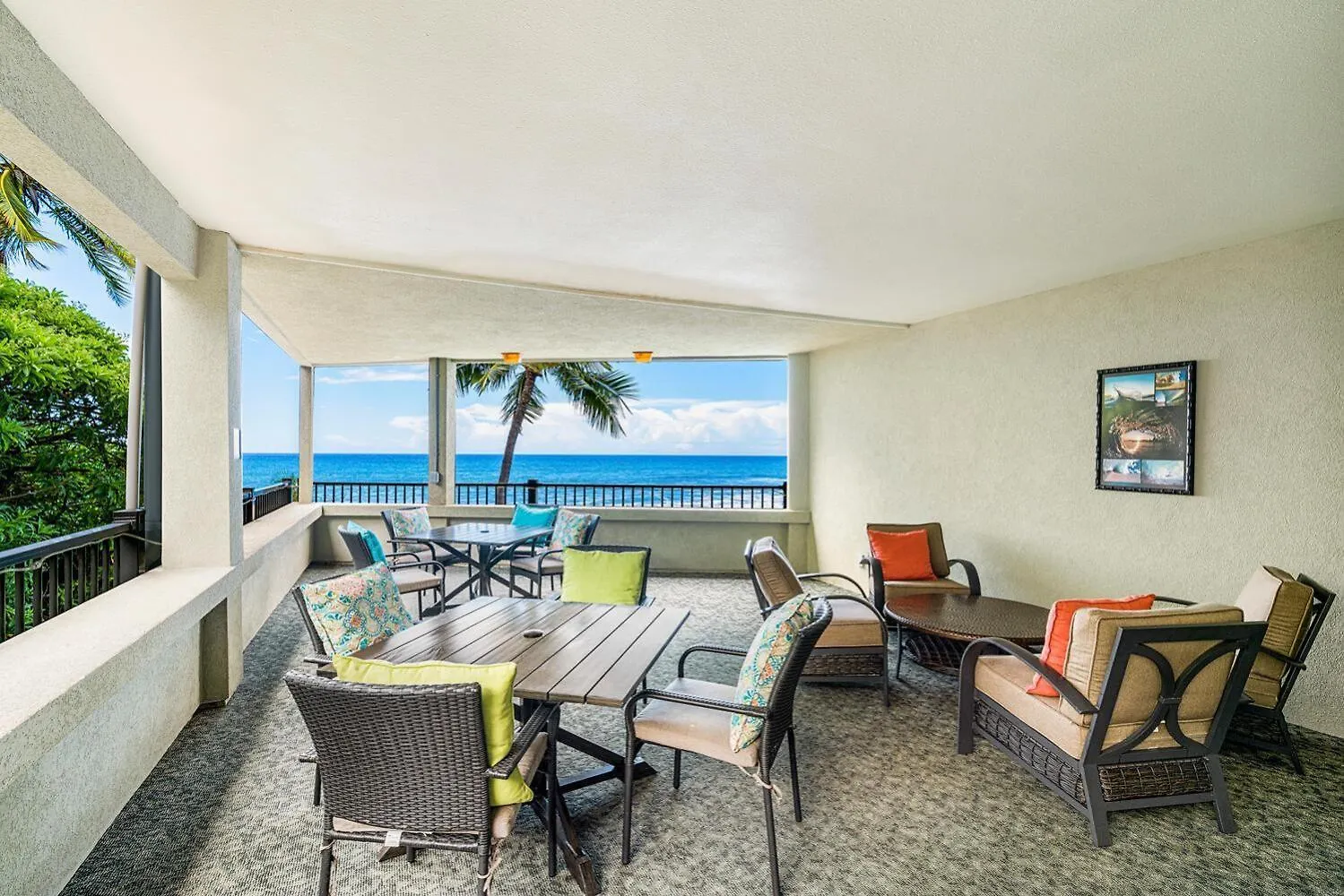 Villa Banyan Tree 301: Oceanfront 2/2 Remodeled With Ac Kailua-Kona
