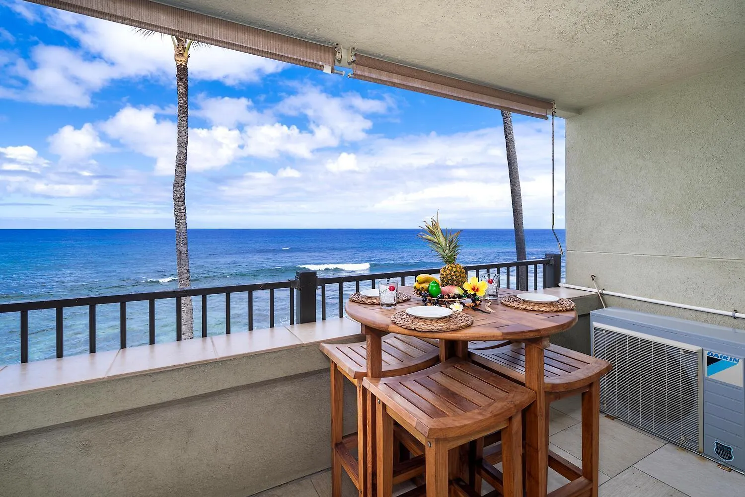 Villa Banyan Tree 301: Oceanfront 2/2 Remodeled With Ac Kailua-Kona Ferienhaus